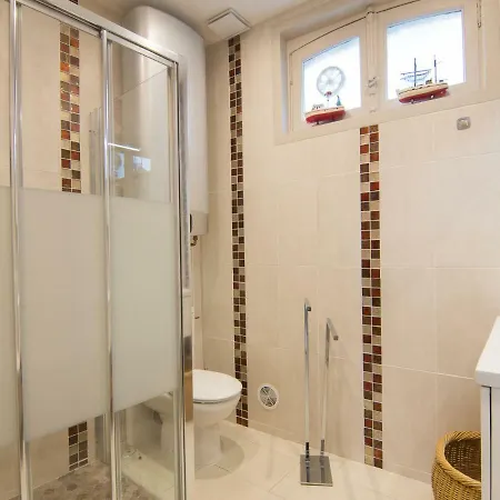 Les Ecores Apartment *